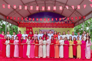 Anh hero trang chu